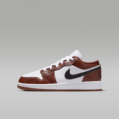 NIKE【送料込】W AIR JORDAN 1 LOW SE Air Jordan 1 Low SE Big Kids' Shoes. Nike.com